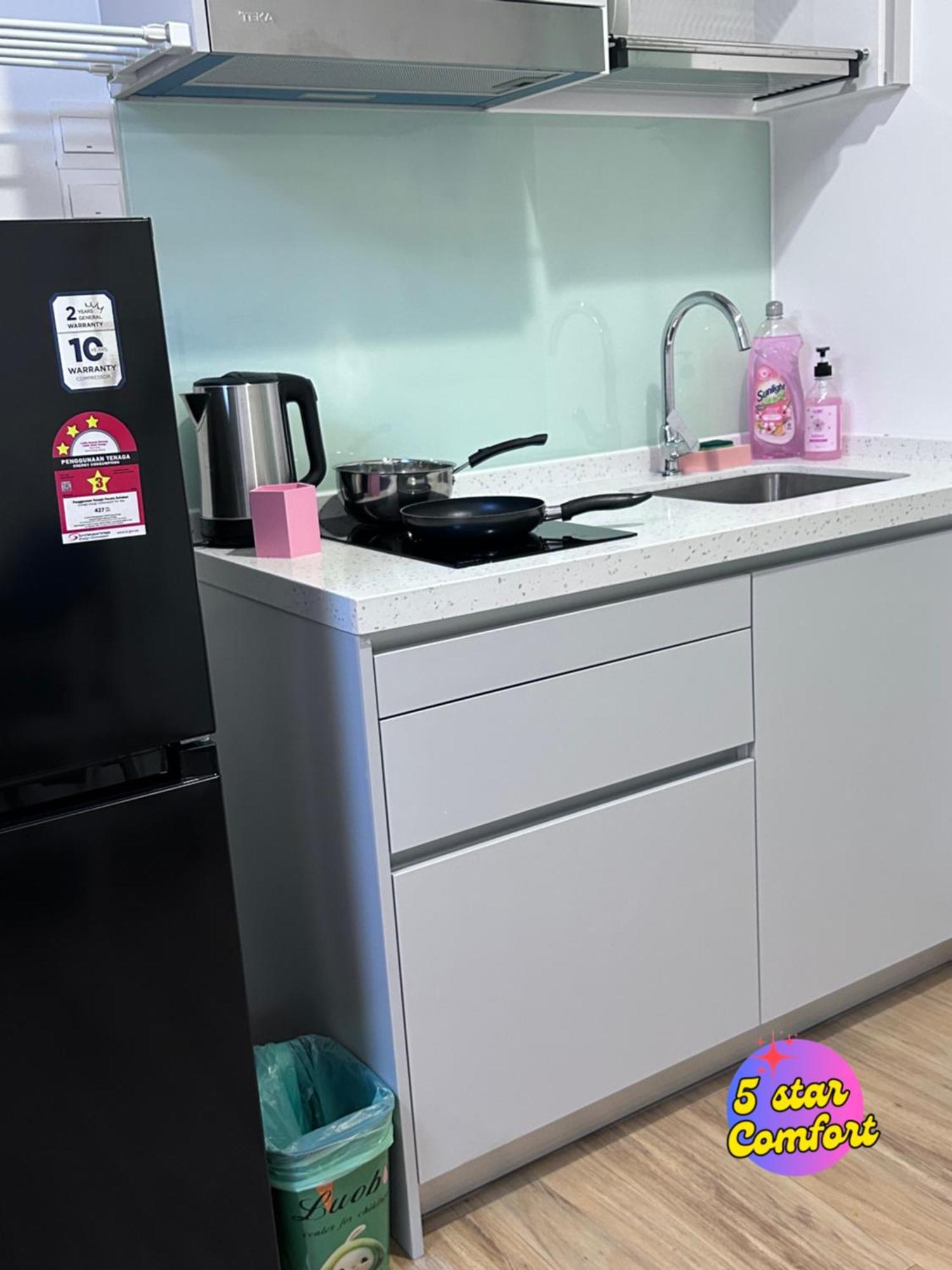 Apartment 5 Star Comfort Riveria Kl Sentral 2pax Infinity Pool *